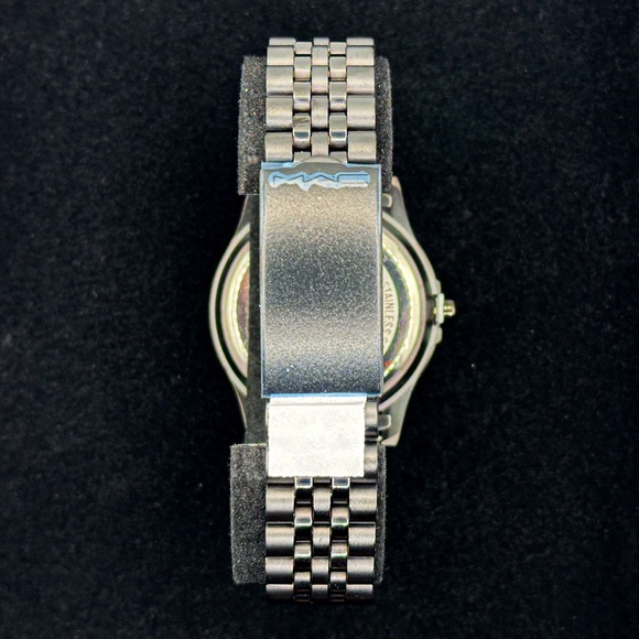 MAC Watch Employee Gift main image 4